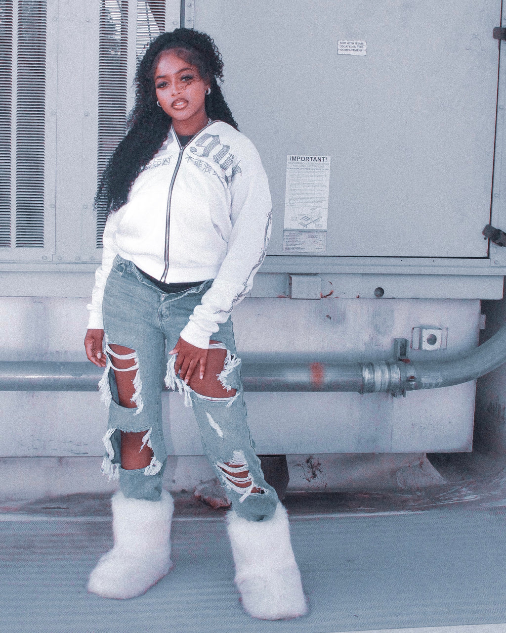 Dagger ~ Mogul VVS Full Zip (White) (LIMITED)