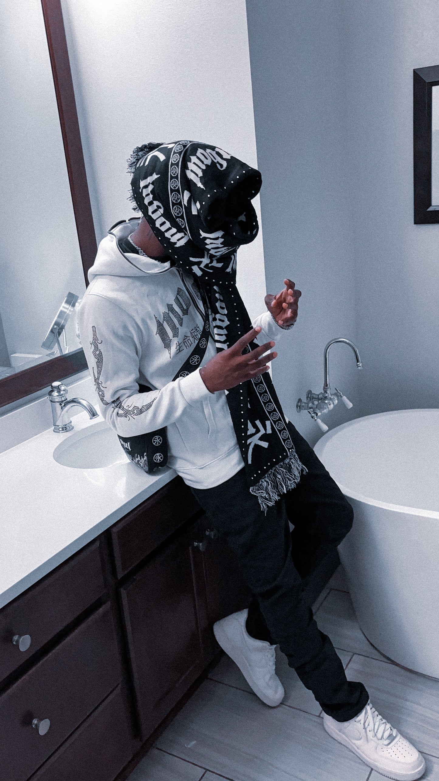 Black Mogul Forever Scarf